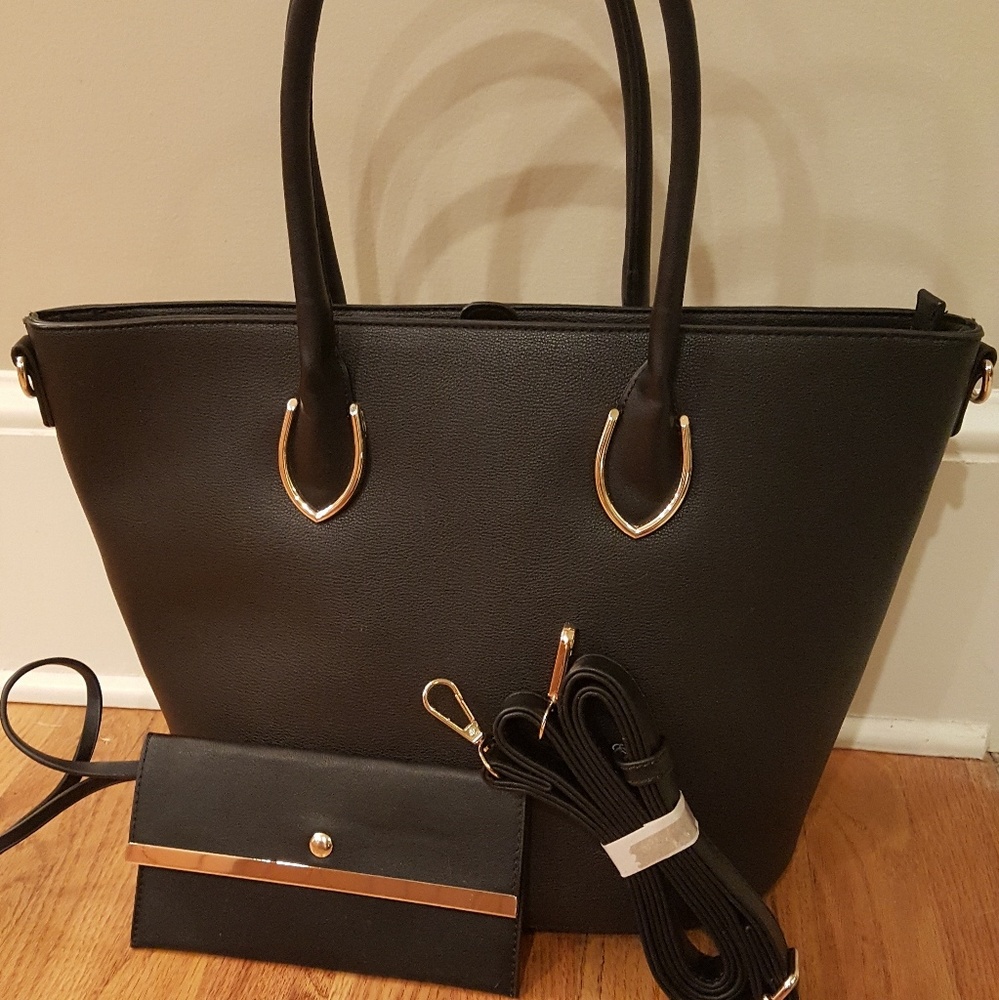 Black purse